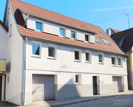 . - Zweifamilienhaus mit top-sanierter Basis und Ausbaureserve!
