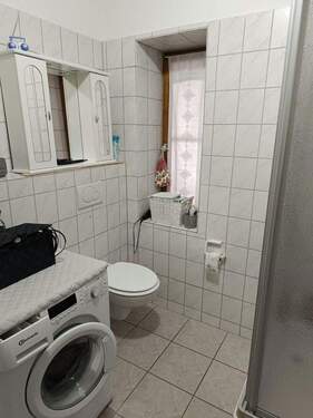 Bad, WHG EG - Mehrfamilienhaus, Wohnhaus mit 230,00 m&sup2; in Zell i.W. / Atzenbach zum Kaufen