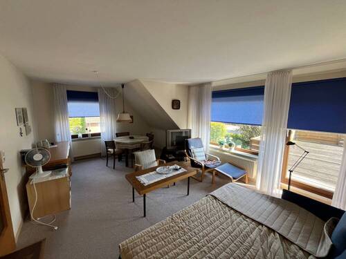 OG_Wohnzimmer mit Esstisch (5) - 