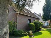 Außen (1) - 7 Zimmer Mehrfamilienhaus, Wohnhaus in Varel