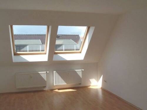 Zimmer - 2 Zimmer Etagenwohnung zur Miete in Leipzig