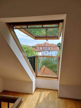 Wohnzimmer - 2 Zimmer Etagenwohnung in Dresden