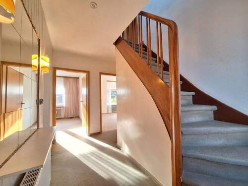 Flur EG - Einfamilienhaus mit 91,00 m&sup2; in Weener zum Kaufen