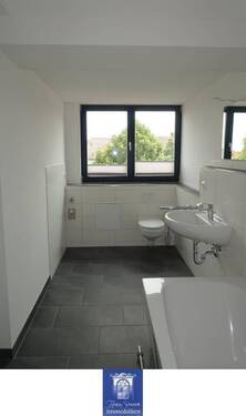 Bad - Etagenwohnung mit 54,40 m&sup2; in Dresden zur Miete