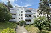 Ausblick - Helle 2-Zimmer-Wohnung in gefragter Halbhöhenlage mit Balkon und PKW-Stellplatz!