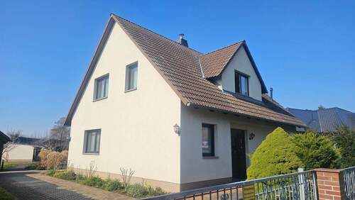 Straße links.jpg - 5 Zimmer Einfamilienhaus in Lübbenau/Spreewald