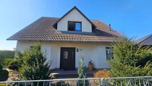 Ansicht Str. mitte.jpg - Einfamilienhaus mit 134,00 m² in Lübbenau/Spreewald zum Kaufen