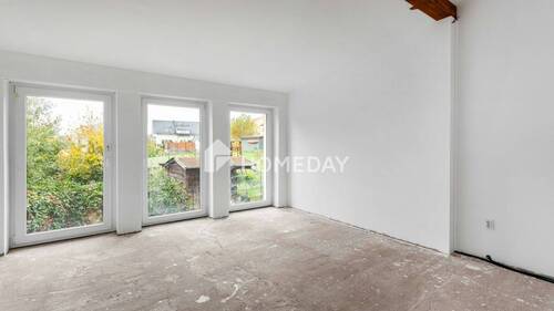 1. OG Schlafzimmer 1 - 