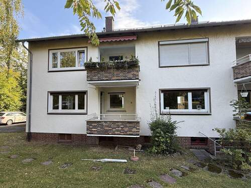 Hausansicht - 2 Zimmer Etagenwohnung zum Kaufen in Kassel