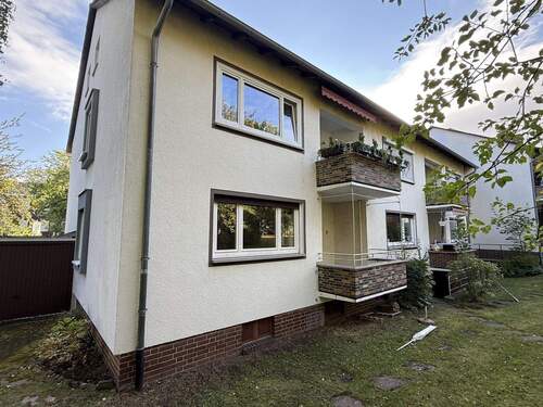 Hausansicht - 2 Zimmer Etagenwohnung in Kassel