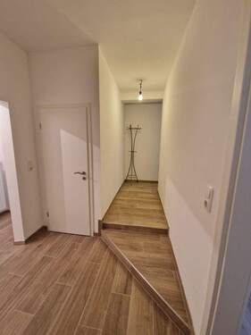 Flur zum Wohnbereich - 