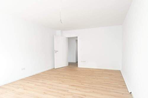 Wohnzimmer__ - Etagenwohnung mit 60,40 m&sup2; in Neumarkt in der Oberpfalz zum Kaufen