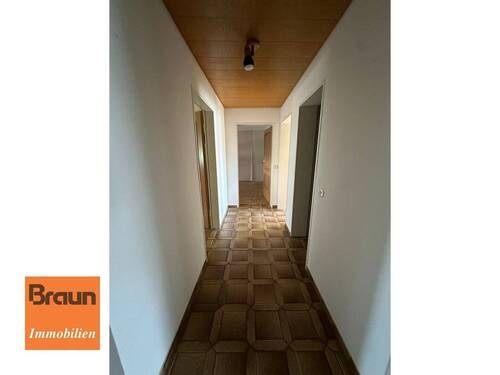 3,5-Zimmer-ETW, VS-S, Flur - 3 Zimmer Etagenwohnung in Villingen-Schwenningen