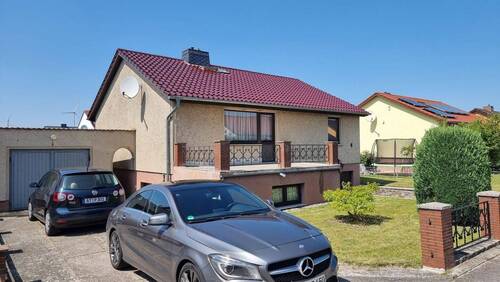 Bild 1 - Enfamilienhaus in ruhiger Lage - 189.000,00 EUR Kaufpreis, ca.  100,00 m² Wohnfläche