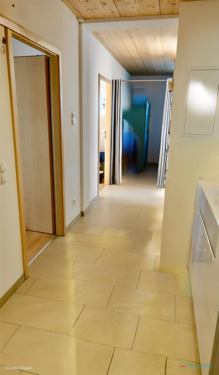 Langer offener Flur - 