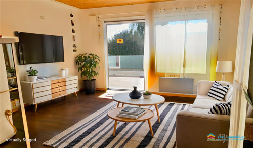 Wohnzimmer 2. Perspektive - 2 Zimmer Etagenwohnung zum Kaufen in Heiligenberg