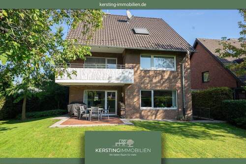 Krefeld ! - Freistehendes Raumwunder in Krefeld mit viel Platz und Sonnengarten in ruhiger Lage!