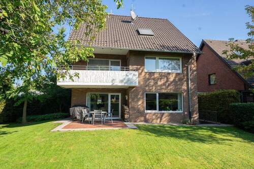 Krefeld ! - 8 Zimmer Einfamilienhaus zum Kaufen in Krefeld