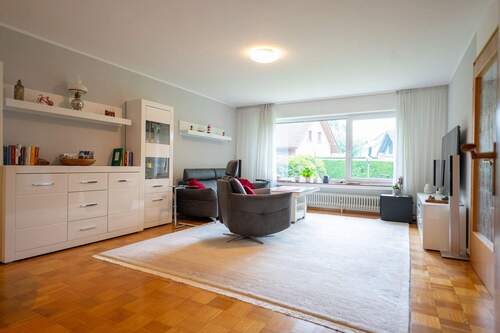 Bild 3 - 8 Zimmer Einfamilienhaus in Krefeld