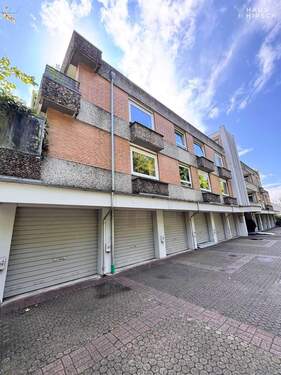 Außenansicht Straßenseite - 3 Zimmer Etagenwohnung zum Kaufen in Bad Schwartau