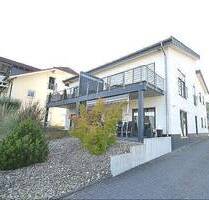 Frei ab 01.07.2026 3 Zimmerwohnung im 1. Obergeschoss (Dachgeschoss) Balkon Einbauküche Erdwärmepumpe - Fußbodenheizung - Tawern