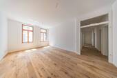 Offene Wohnküche - Großzügige 5-Zimmer-Wohnung mit Balkon & moderner Ausstattung - Ihr Familienglück in Leipzig