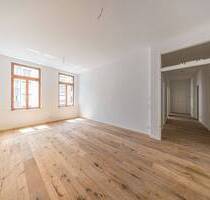 Großzügige 5-Zimmer-Wohnung mit Balkon & moderner Ausstattung - Ihr Familienglück in Leipzig