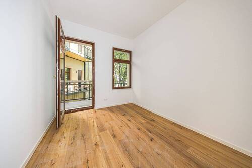 1. Schlafzimmer - 5 Zimmer Etagenwohnung in Leipzig