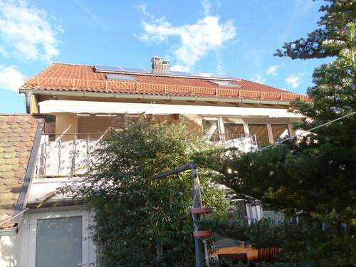 Südansicht mit Solaranlage - 