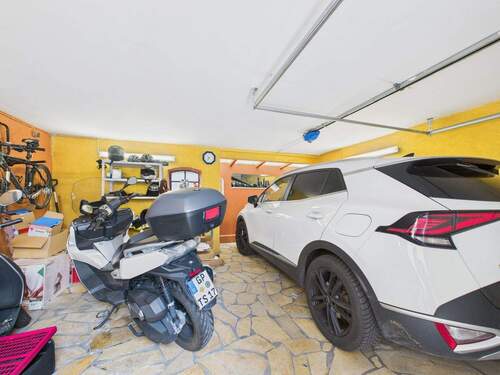 Scheune/Garage - 