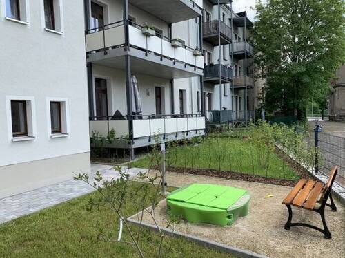 Sitzecke / Spielplatz - 