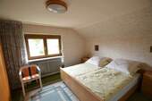Schlafzimmer DG - 
