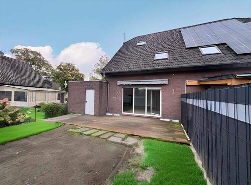 Außenansicht KI bearbeitet - 