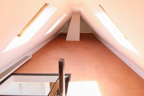 Spitzboden Schlafzimmer NEU - 