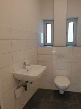 zusätzliches Gäste WC.jpg - 