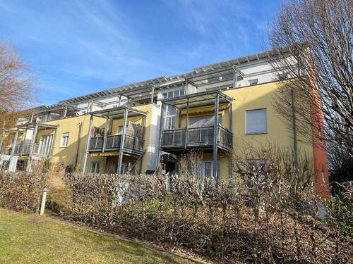 Hausansicht Süd - 2 Zimmer Etagenwohnung zum Kaufen in Steinen