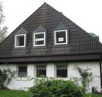 Großes Wohnhaus ehemals Pfarrhaus - Celle Vorwerk