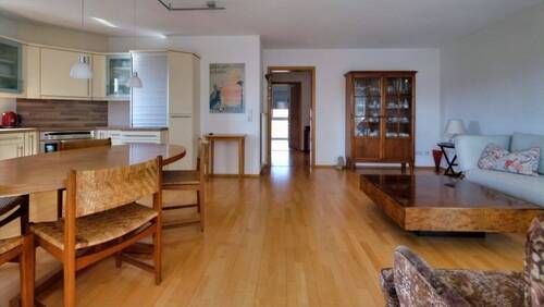 Wohnbereich - Etagenwohnung mit 82,00 m&sup2; in Gottmadingen zum Kaufen