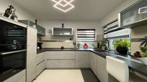 Küche - Einfamilienhaus mit 196,50 m² in Ehingen zum Kaufen