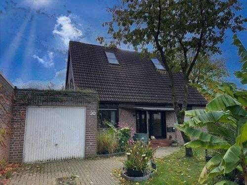 Vorderansicht - 6 Zimmer Mehrfamilienhaus, Wohnhaus zum Kaufen in Kempen