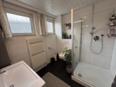 Bad mit Dusche EG - 
