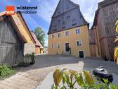 Westansicht - 'Selten so im Mietangebot' 7 Zimmer 