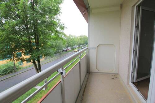 Aussicht vom Balkon - 3 Zimmer Etagenwohnung in Suhl