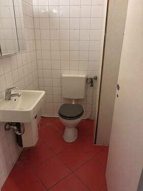 Gäste-WC im EG - 