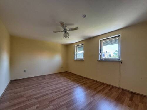 Schlafzimmer links - 