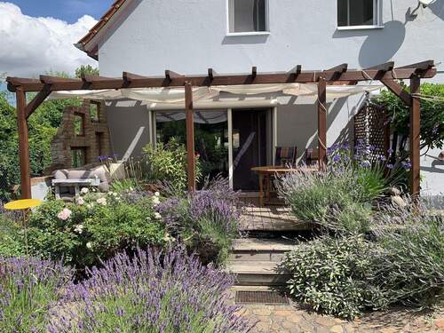 Südseite mit Terrasse - 4 Zimmer Einfamilienhaus zum Kaufen in Mittenwalde