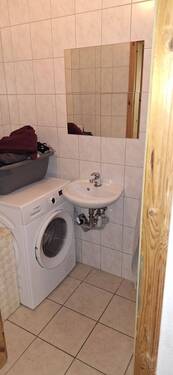 Gäste-WC und Platz Waschmaschine - 