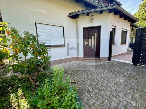 Eingang zur Einliegerwohnung - 
