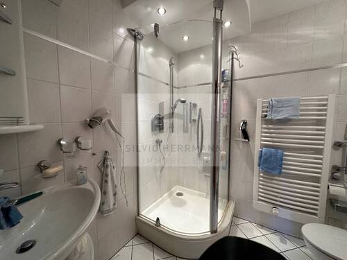 Einliegerwohnung I Badezimmer - 