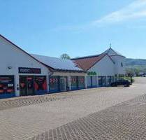 Thüringen Dermbach-OT Größere Gewerbeimmobilie mit ausreichend Parkplätzen an der B285